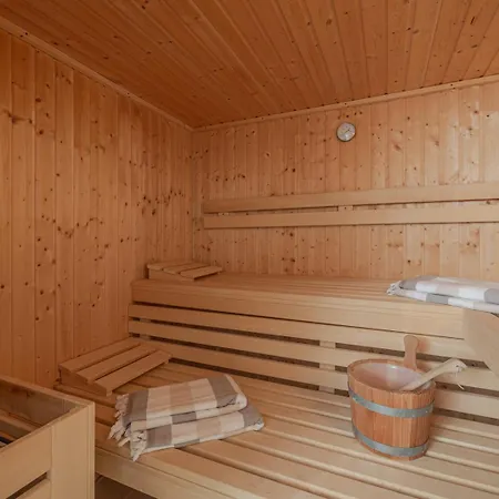 Hues Im Glueck Holiday home Westerland